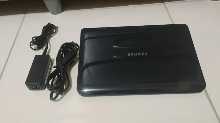 Netbook Positivo Mobo Windows 7 + HD 160GB + Wi-Fi