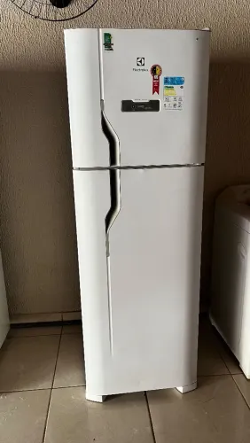 Geladeira electrolux Frost free 390 litros