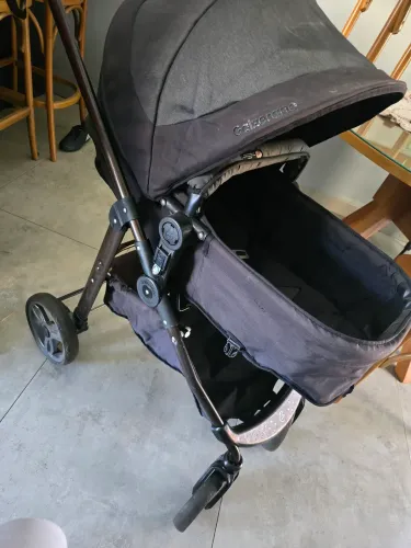 Carrinho de Bebê Moisés Galzenaro