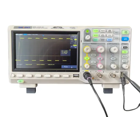 Osciloscópio Siglent SDS1202X-E 200MHz 2 Canais