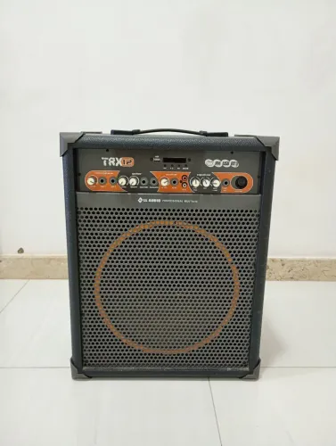 Caixa de som LL Áudio trx 12 Bluetooth auto falante de 12 polegadas...