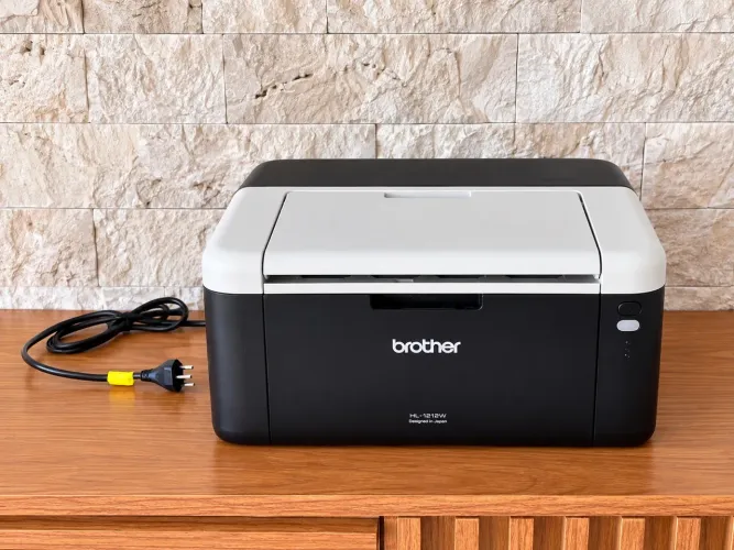 Impressora Brother HL-1212W Laser Wi-Fi - Excelente estado