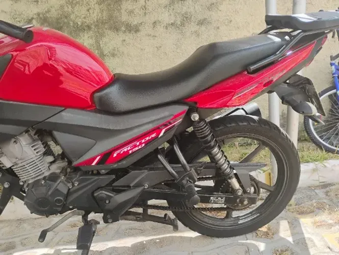 Yamaha Factor 150 ,Seminova e de único dono R$ 13.000
