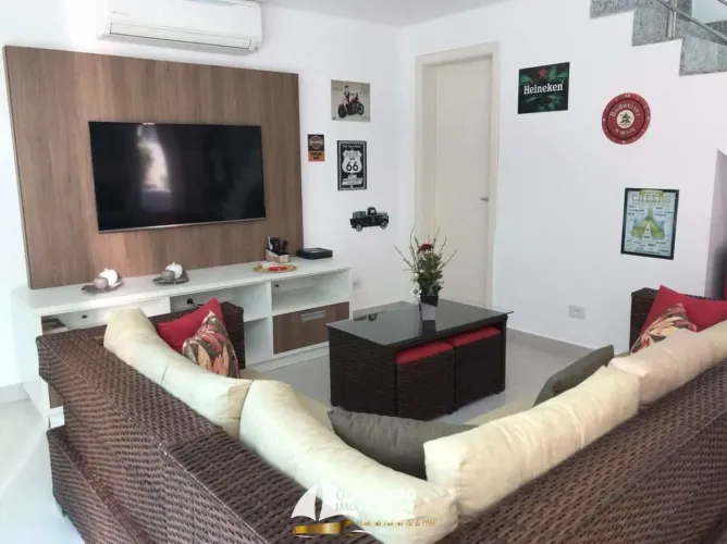 Casa de condomínio, em Juquehy, para locação anual e venda.