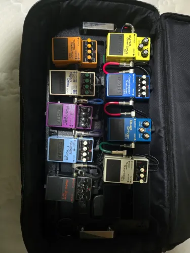 Pedal BOSS - COM PEDALBOARD 