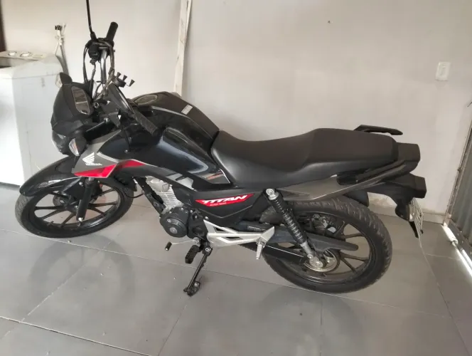 Moto CG Titan 2025