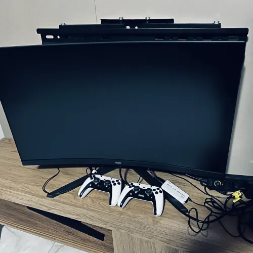 Monitor Gamer Curvo AOC AGON QUAD 32"