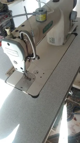 Maquina de costura (Reta) Siruba