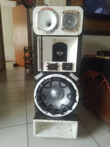 Vendo ou troco Caixa Bob nova