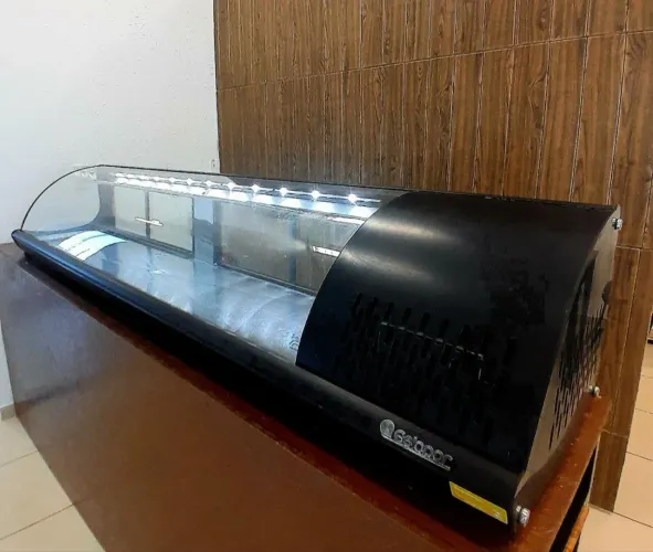 Expositor Refrigerado Gelopar 2,10m