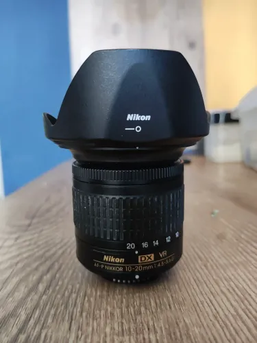 Lente Grande Angular Nikon - AF?P DX NIKKOR 10?20mm f/4.5?5.6G VR