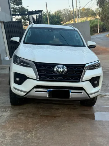 Toyota Hilux SW4 SRX 4X4 2.8 TDI 16V Dies. Aut. 2021