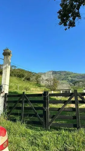 Fazenda com 2 quartos à venda, 543000 m² por R$ 2.200.000 - Zona Rural - São Fidélis/RJ