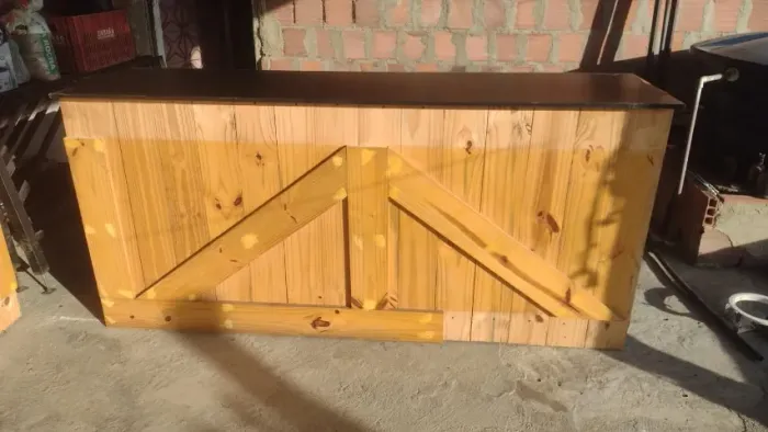 Mesa de Atendimento para Loja excelente Estado.
