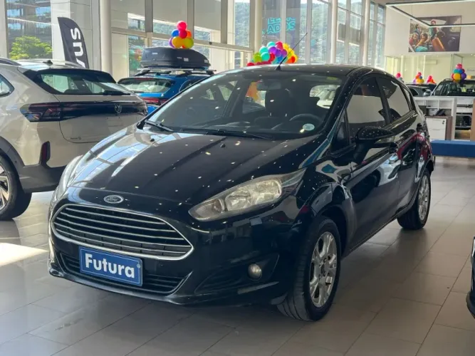 Ford Fiesta 1.6 SE Hatch 16V Flex 4P Powershift 2016