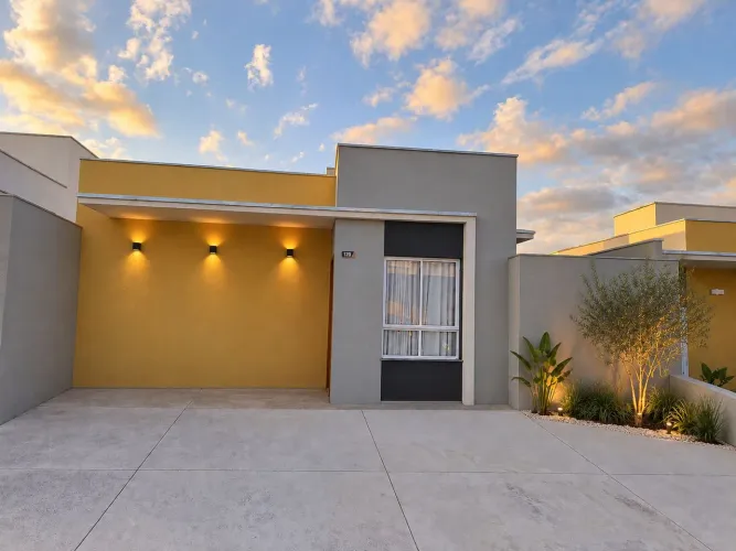 Casa Térrea com 3 Quartos, Sendo 1 Suíte | Mobiliada e Equipada | Condomínio Villa Magari