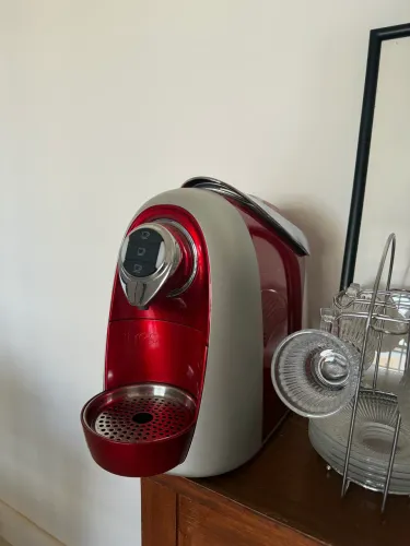 Cafeteira Três corações retrô 