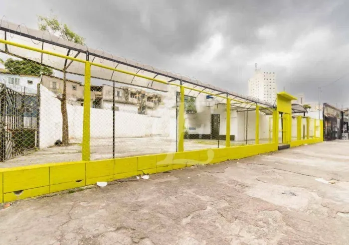 Terreno para alugar, 600 m² por R$ 17.759,81/mês - Imirim - São Paulo/SP