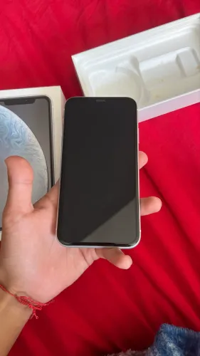 iphone xr 64g