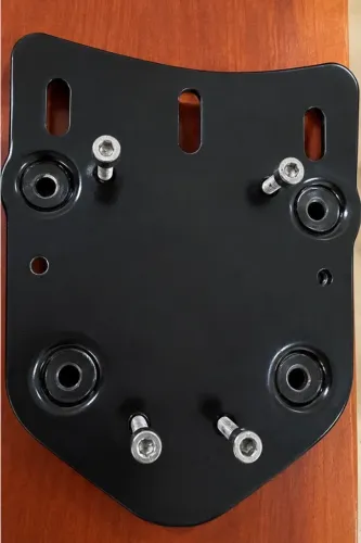 Bagageiro/suporte reforçado (4 mm) de ferro para baú para Yamaha Crosser 150.