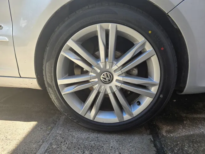 Rodas aro 17 5x100 modelo golf highline com pneus 205/50/17