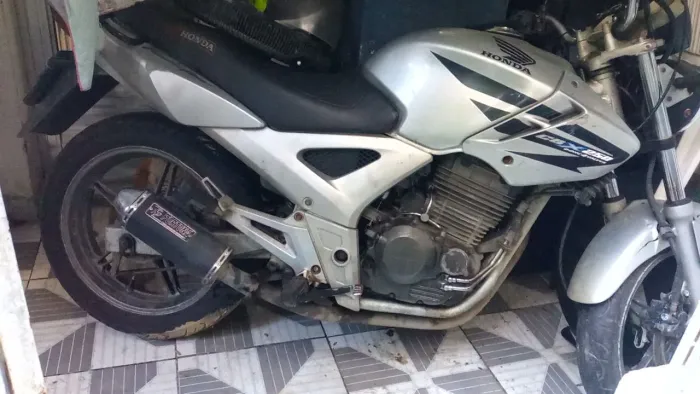 Vendo raridade Twister prata