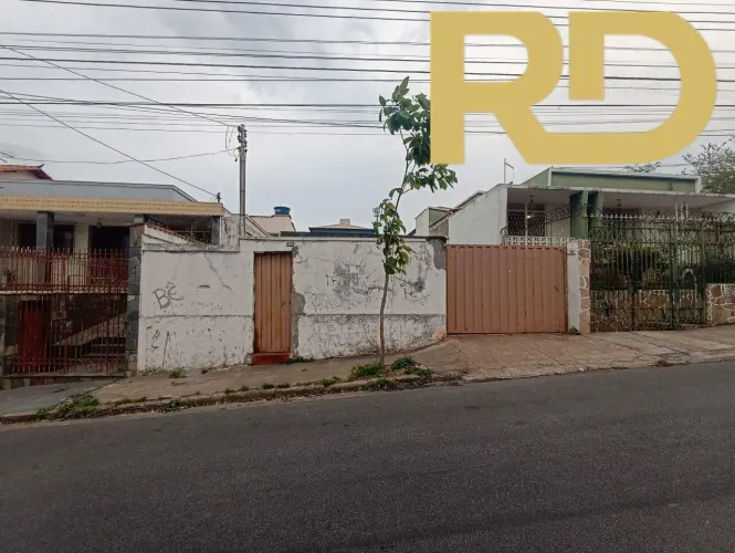 Lote vago no Esplanada