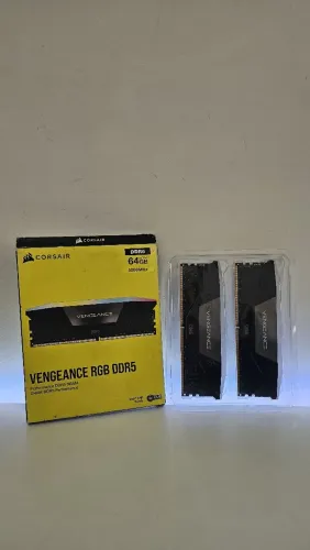 Memorias RAM DDR5 2X32GB - 5200Mhz Corsair Vengeance ARGB