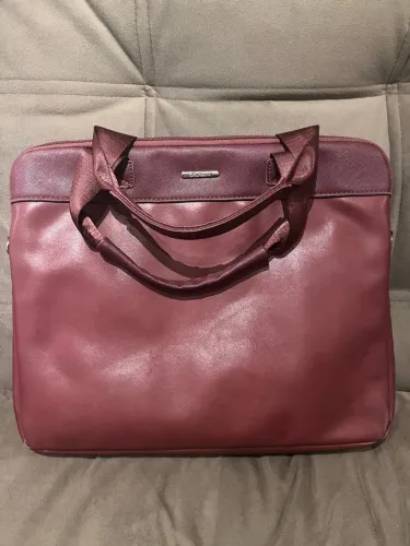 Bolsa em couro para computador 