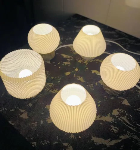 Lindas luminárias e abajures de mesa