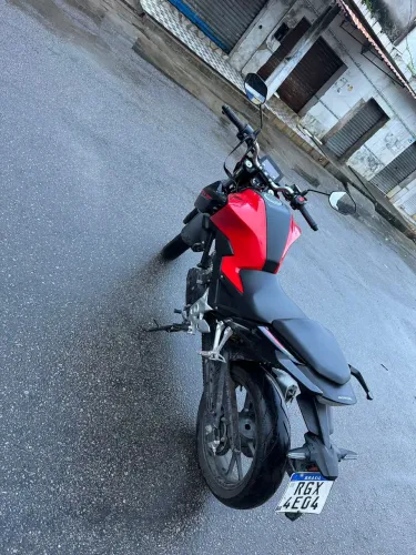 Moto nova único dono extra sem detalhe 