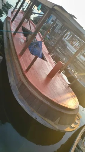 Em Manacapuru vendo esse barco