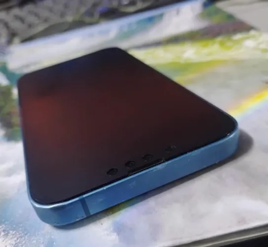 iPhone 13