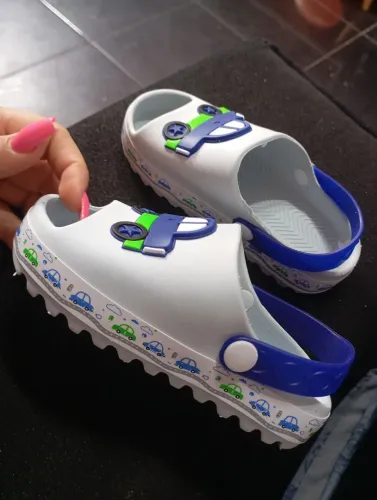 Chinelo nuvem infantil