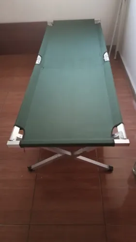 Cama Dobrável de Lona Usada