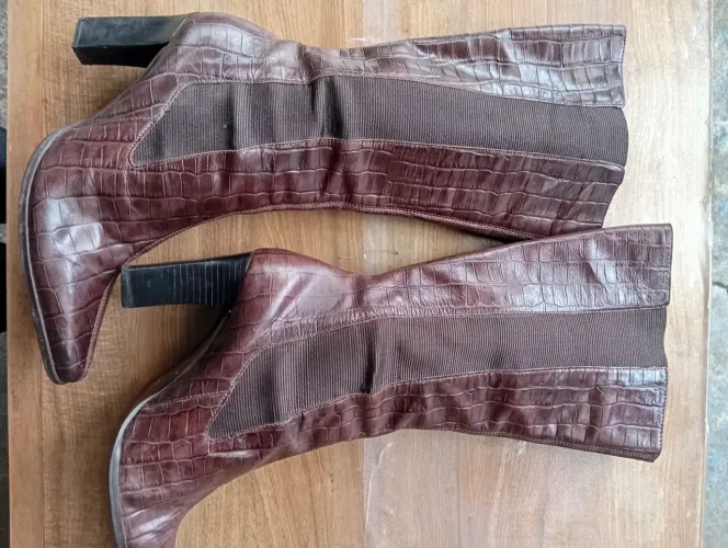 Bota couro 37 Arezzo