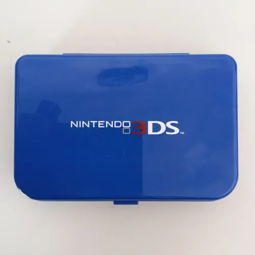 Vendo Case e Porta-Jogos Nintendo 3DS / DS Azul Resistente Semi novo