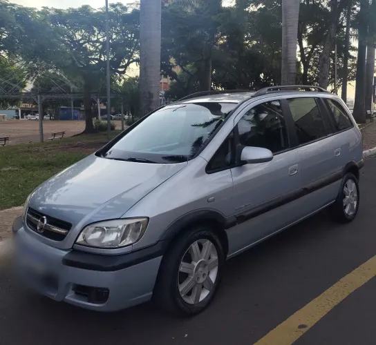 Chevrolet Zafira Eleg.2.0 MPFI Flexpower 8V 5P AUT 2012