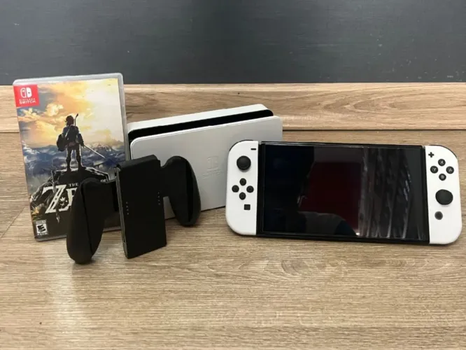 Switch Oled, Semi-Novo (Opção Sem jogos Ou Sem.
