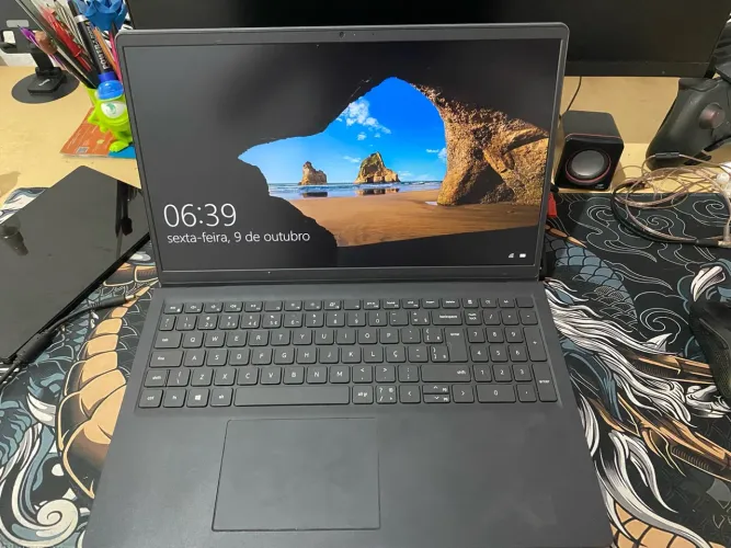 Notebook DELL décima geração.