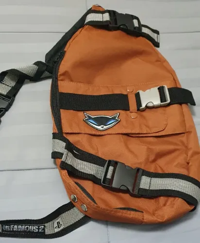 Bolsa Transversal inFAMOUS 2 Edição Especial PlayStation Rara ORIGINAL