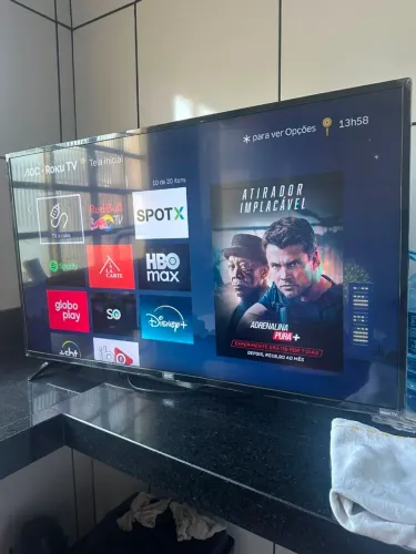 Tv SMART 43 no plástico leia bem