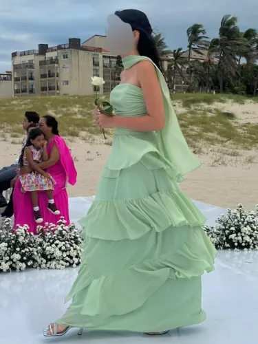 Vestido de festa Verde Menta | usado 1 única vez | sob medida |tamanho ajustável |madrinha