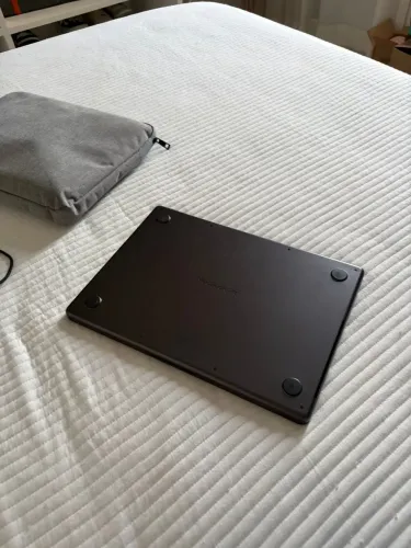 MacBook Pro A2992 M3