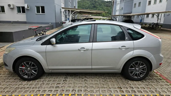 Ford Focus Ghia 2.0 16v/ 2.0 16V Flex 5P AUT 2010