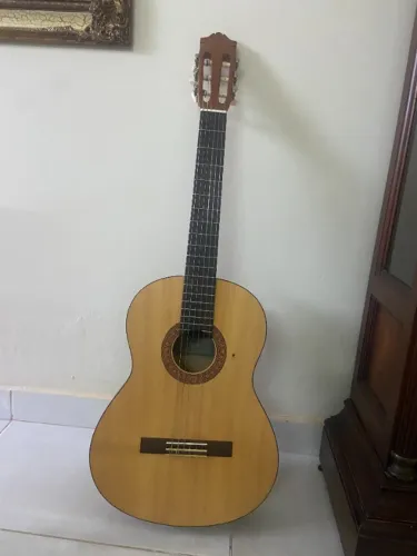 Violão Clássico Yamaha C40M Nylon (Fosco) - Ótimo Som