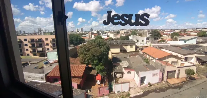 Apartamento a venda com 105m² 3 quartos uma suíte, uma vaga coberta, nascente na Vila Góis