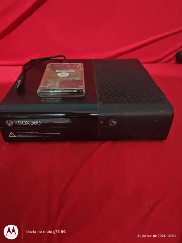 Xbox 360 semi novo