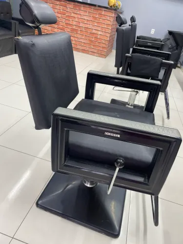 Vende-se cadeira de barbearia