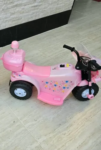 Moto elétrica infantil